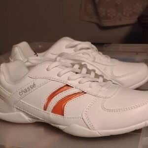 Chasse Kids White and Orange Sneakers